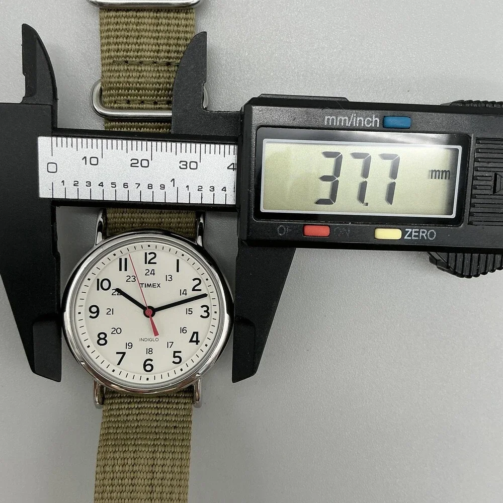 Timex Weekender T2N651 Mens Watch 38mm Khaki Nylon Indiglo Analog New Battery